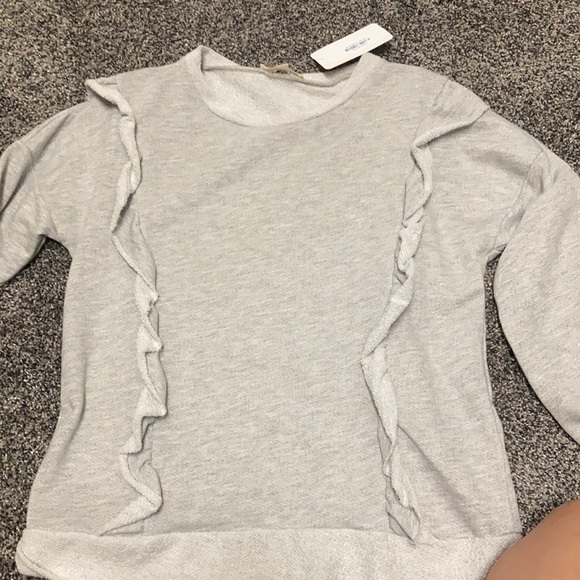 Light sweater - Picture 1 of 3